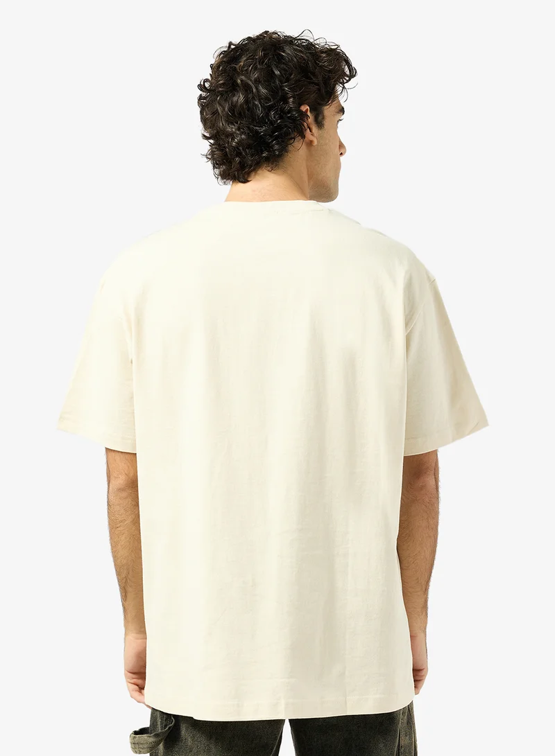 بوما تيشيرت قطة مريح بتصميم شعار أساسي